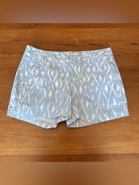 NWT GAP The City 3 Inch Short
